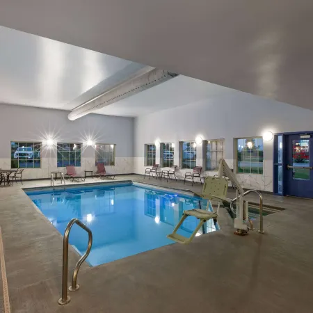 La Quinta Inn & Suites by Wyndham Olathe