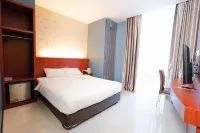 The Crew Hotel Kualanamu International Airport Hotels in Tumpatan Nibung