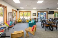 모텔 르 미라주 샤흘르부아-에스뜨 호텔