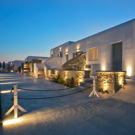 Nida Mykonos Отели рядом с достопримечательностью «Ночной клуб Cavo Paradiso»