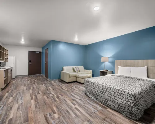 WoodSpring Suites Dearborn Detroit Hotels in Dearborn