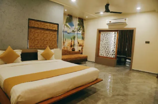 Hotel Riverfront Hotels near Somnath Temple