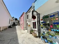 1870's Tas Konak Hotel - Sanat Sokagi Hotels in Urla