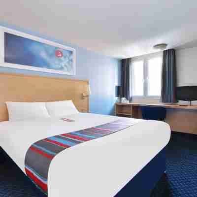 Travelodge Cardiff Central Rooms