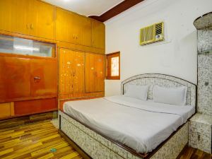 OYO Bluebird Inn Hotel And Guest House