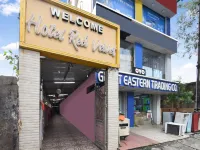 Hotel Red Velvet Hotels near Pandit Raghunath Murmu Garden