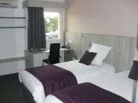 Brit Hotel Dak Hotel Отели в г. Маньи
