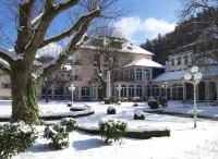 Hotel Fürstenhof Kurfürstliches Schlösschen附近的飯店
