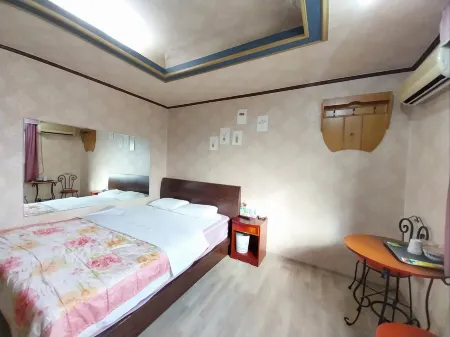 Asan Star Park, Chungcheongnam-do Отели рядом с достопримечательностью «Хёнчхунса»