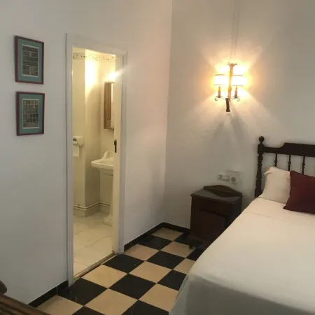 Hostal Cas Bombu