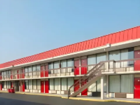 อีโคโน ลอดจ์ โรอาโนค ซิวิค เซ็นเตอร์ โรงแรมในโรอาโนค