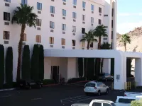 Railroad Pass Hotel and Casino Ramada by Wyndham Các khách sạn gần Boulder Beach Campground (Lake Mead National Recreation Area)