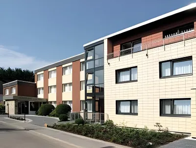 Garten-Hotel Ponick Hotels in Frechen