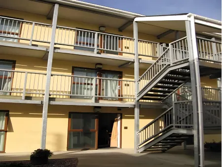 The Beach Motel Отели рядом с достопримечательностью «Porth Dafarch»