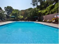 Holiday Inn Express ATHENS-UNIVERSITY AREA by IHG - Pools