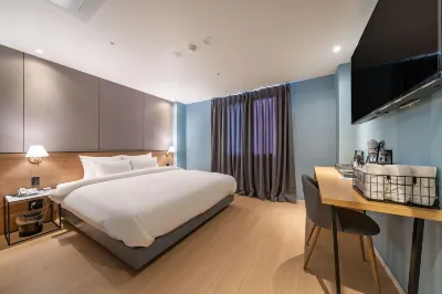 Gray195Hotel Отели рядом с достопримечательностью «Jang-Yusa»