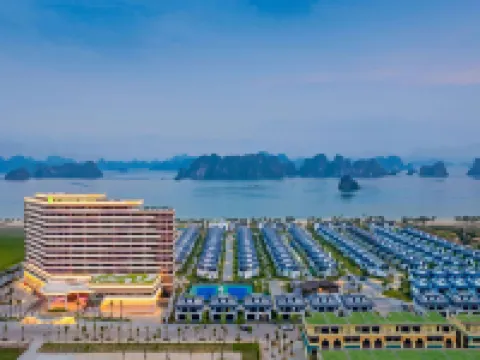 Wyndham Garden Sonasea Van Don Hotels in Van Don