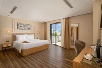 Adela Boutique Hotel - Infinity Pool