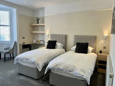 Harbour House Hotels near D-Day Centre & WW2 Museum - Portland, Dorset