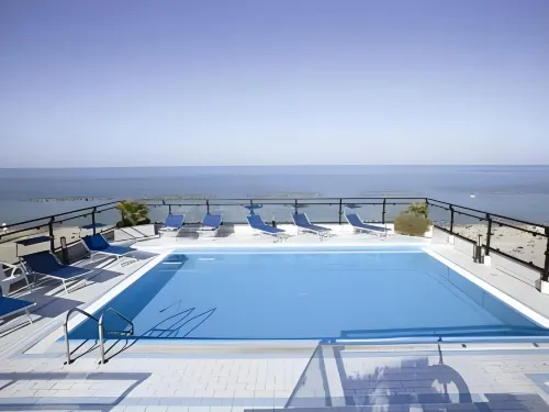 Hotel Royal - piscina