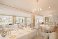 Akoya Hotel & Spa - موقف سيارات
