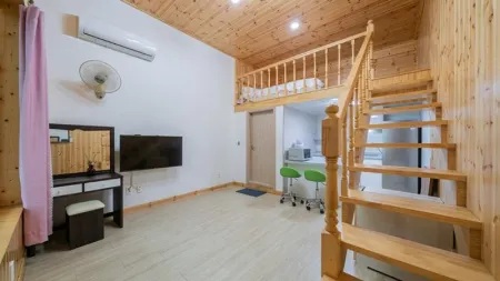 Inje Wildflower Pension Отели рядом с достопримечательностью «The 38th Parallel»