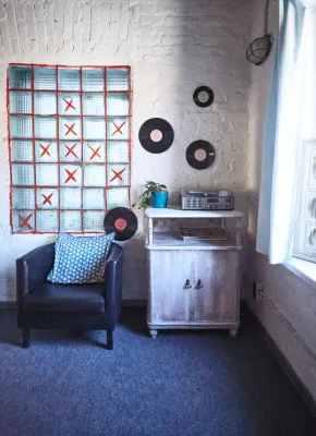 Gallery and More Guest House Hotels in 