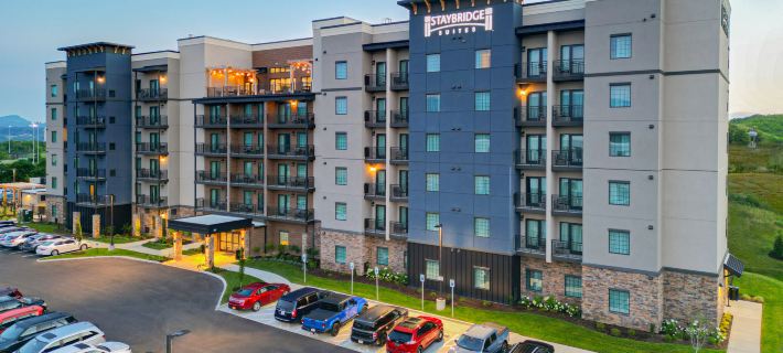 Staybridge Suites PIGEON FORGE - SMOKY MTNS by IHG Hotels in Sevier County