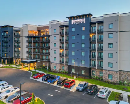 Staybridge Suites PIGEON FORGE - SMOKY MTNS by IHG ピジョン・フォージのホテル