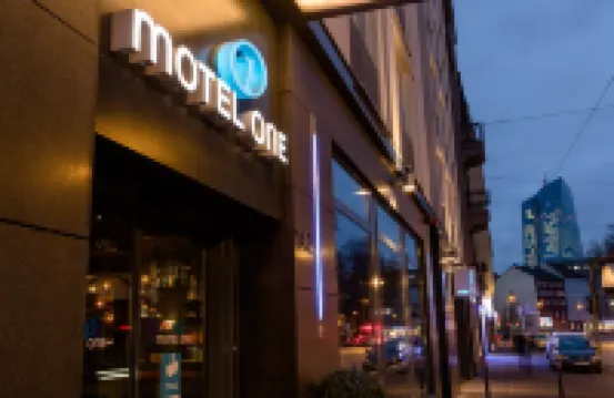 Motel One Frankfurt-Eastside Hotels near Ostend