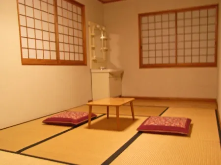 Pension Nishinosato Отели в г. уезд Нисисиракава