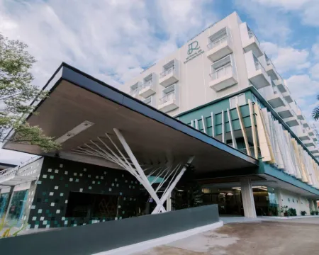 Roy's Hotel and Convention Center Hotels in Bacolod