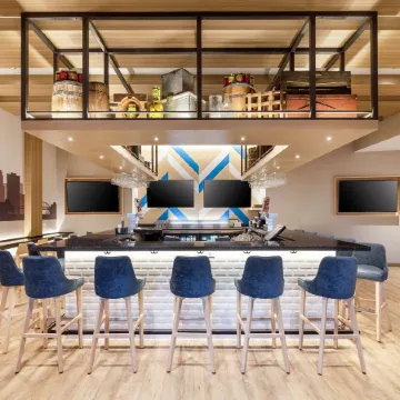 Cambria Hotel Pittsburgh - Downtown