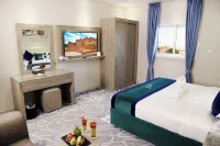 Sunrise Suites Hotels near Tabuk Castle