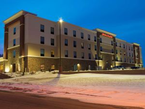 Hampton Inn & Suites Bismarck/Northwest