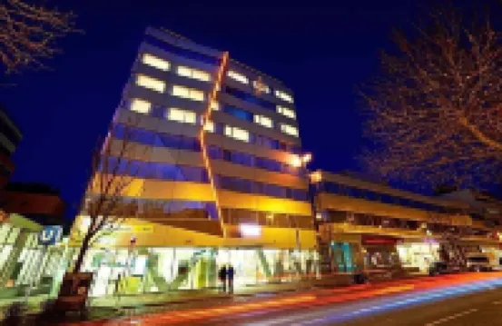 심즈 호텔 - 메트로 U3 옆의 시티호텔 개소미터 주변 호텔