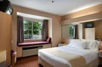 Microtel Inn & Suites by Wyndham Baldwinsville/Syracuse Hotels in Baldwinsville