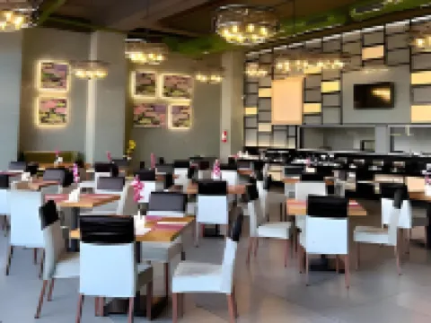 レジェンタ セントラル ハーシャ ヴァピ バピのホテル