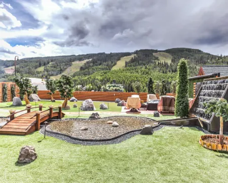 โรงแรมไฮธ์ - ในเครือลักซ์ชัวรี คอลเลกชั่น รีสอร์ท เวล โรงแรมในเวล