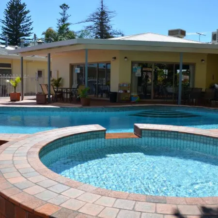 Glenelg Motel
