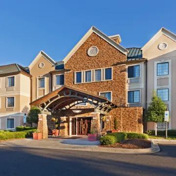 Staybridge Suites CHARLOTTE BALLANTYNE by IHG Отели в г. Шарлотт