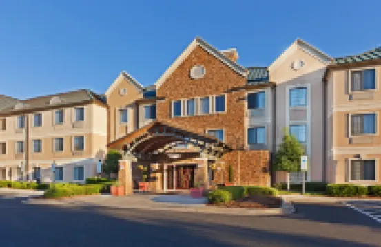 Staybridge Suites CHARLOTTE BALLANTYNE by IHG Hotels in 