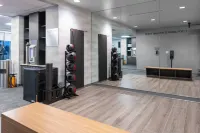 梅德福萬楓酒店及套房 - 健身室/gym room