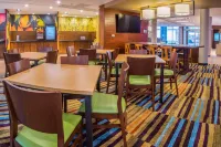 Fairfield Inn & Suites Wisconsin Dells - Parkplatz