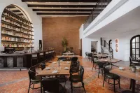 Tropicana Los Cabos, Tapestry Collection by Hilton - Boutique
