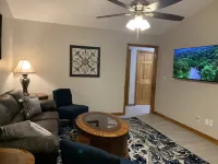 Cheerful 2 Bedroom  2 Bath Duplex in West Rome GA