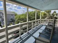 Top Floor Suite of classic 1940's Beach Cottage