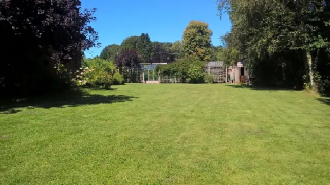 Greenbanks 2. Damerham Self Catering. The perfect getaway for just couples