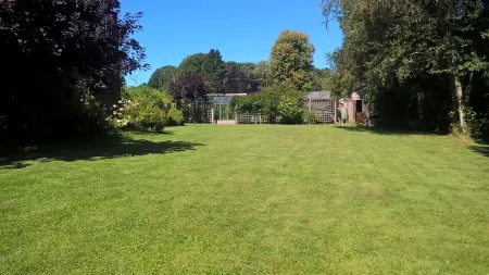 Greenbanks 2. Damerham Self Catering. The perfect getaway for just couples