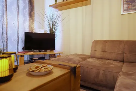 Dat Diekhus: Bright, modern apartment